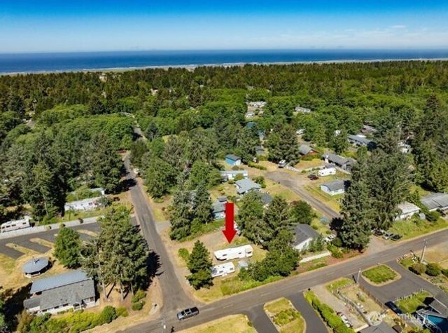 1913 321st Place, Ocean Park, WA 98640