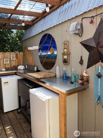 1913 321st Place, Ocean Park, WA 98640