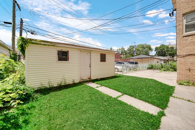 6044 N Mozart Street, Chicago, IL 60659