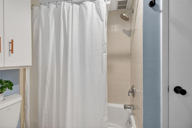 2621 COVE CAY DRIVE 902, Clearwater, FL 33760