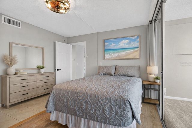 2621 COVE CAY DRIVE 902, Clearwater, FL 33760