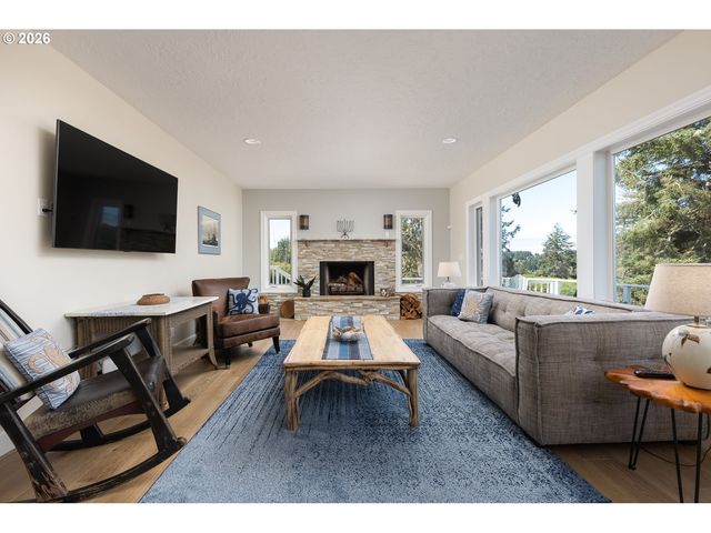 6905 Ne HIGHLAND Rd, Otis, OR 97368