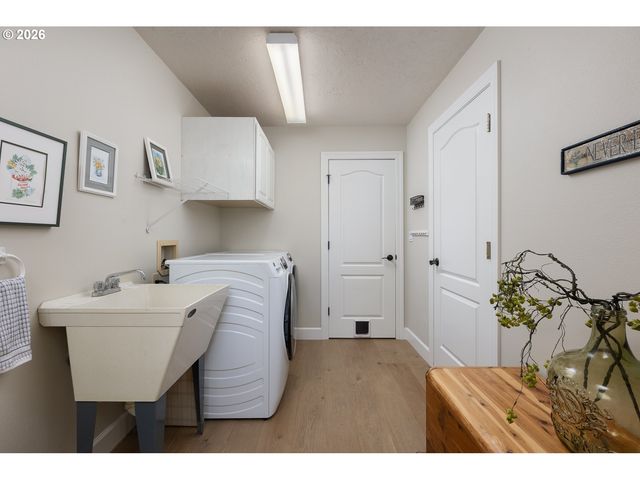 6905 Ne HIGHLAND Rd, Otis, OR 97368