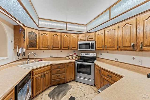 61 Radcliff Lane, Pueblo, CO 81005