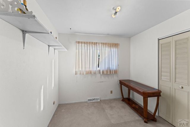61 Radcliff Lane, Pueblo, CO 81005