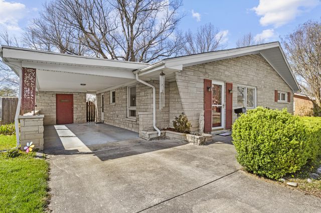 1516 Port Royal Drive, Lexington, KY 40504