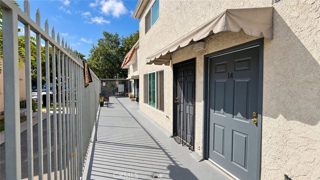 333 Riverdale Drive 14, Glendale, CA 91204