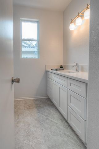 9168 Garlington Ct, Sacramento, CA 95829