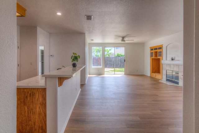 9168 Garlington Ct, Sacramento, CA 95829
