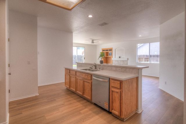 9168 Garlington Ct, Sacramento, CA 95829