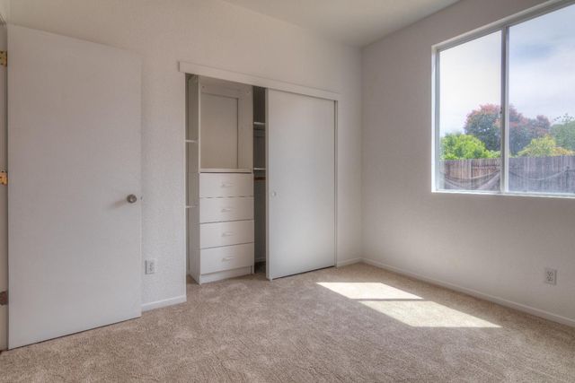 9168 Garlington Ct, Sacramento, CA 95829
