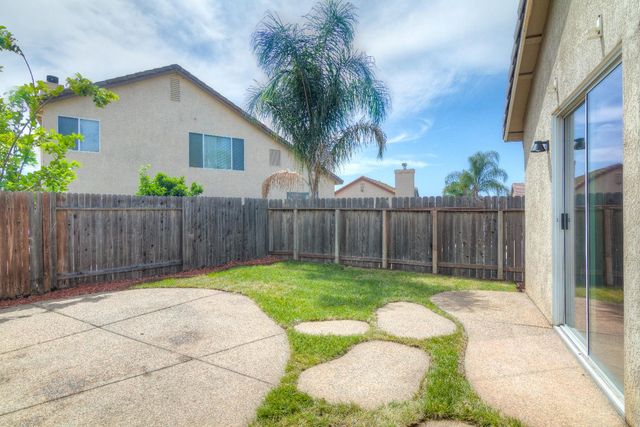 9168 Garlington Ct, Sacramento, CA 95829