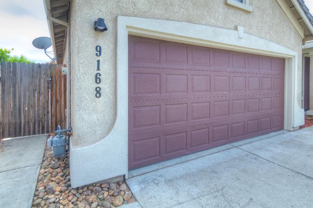 9168 Garlington Ct, Sacramento, CA 95829