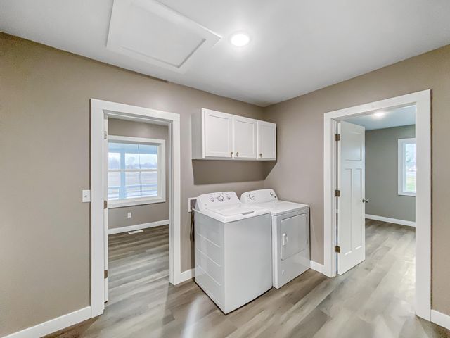1528 W 153rd Avenue, Crown Point, IN 46307
