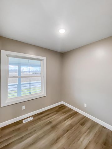 1528 W 153rd Avenue, Crown Point, IN 46307