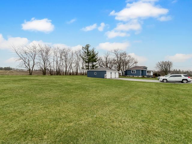 1528 W 153rd Avenue, Crown Point, IN 46307