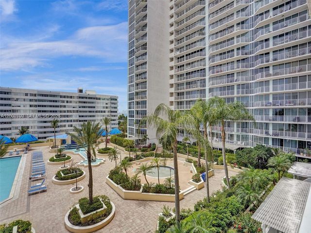 7601 E Treasure Dr 417, North Bay Village, FL 33141