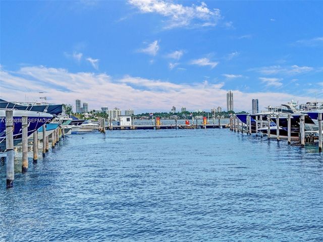 7601 E Treasure Dr 417, North Bay Village, FL 33141