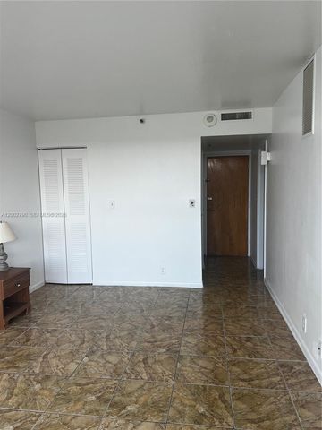 7601 E Treasure Dr 417, North Bay Village, FL 33141