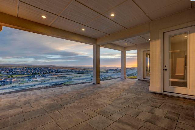 6169 W 28th Ave, Kennewick, WA 99338