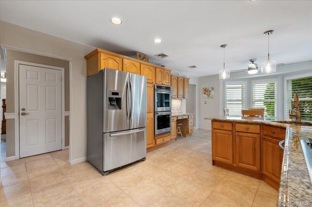 2442 6th Avenue, East Meadow, NY 11554