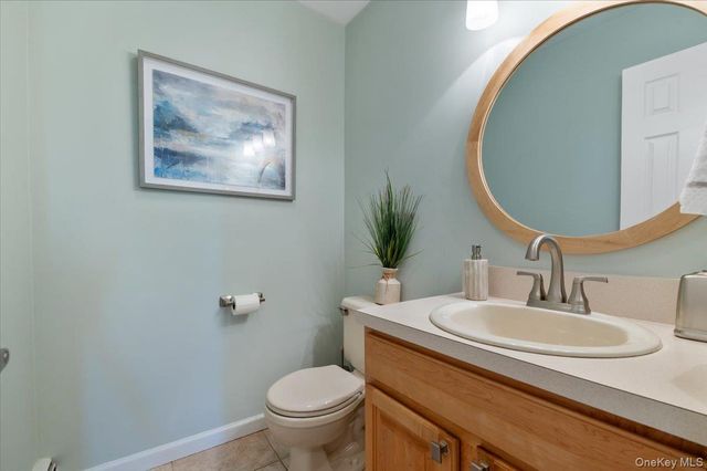 2442 6th Avenue, East Meadow, NY 11554