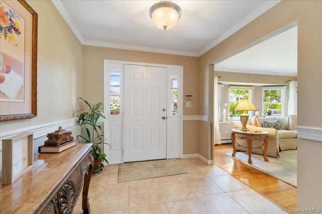 2442 6th Avenue, East Meadow, NY 11554