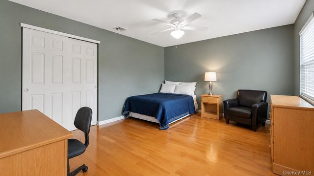 2442 6th Avenue, East Meadow, NY 11554