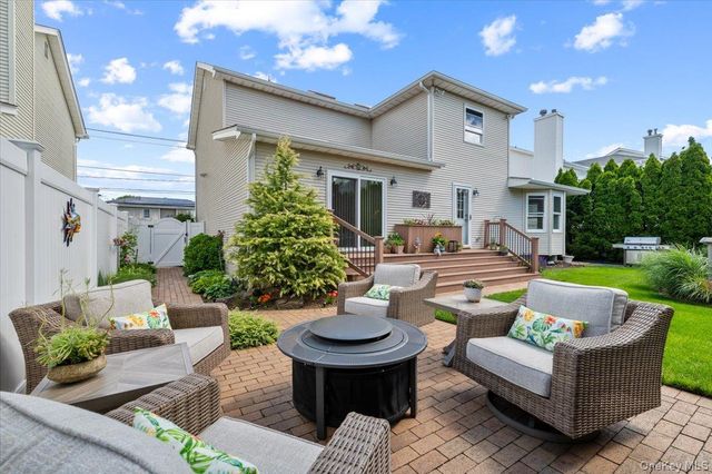 2442 6th Avenue, East Meadow, NY 11554
