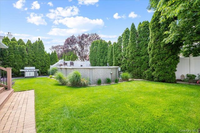 2442 6th Avenue, East Meadow, NY 11554