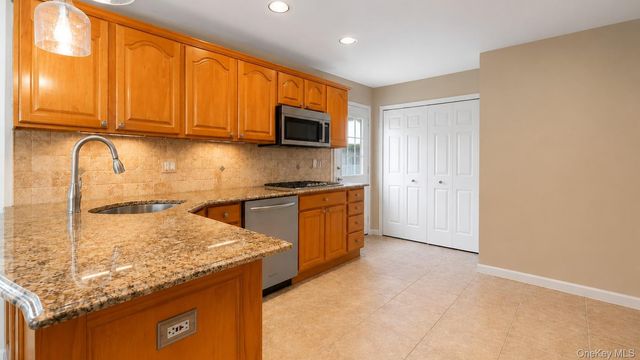 2442 6th Avenue, East Meadow, NY 11554