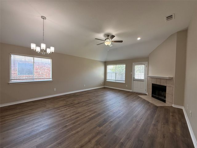 103 Santa Fe Trail, Justin, TX 76247
