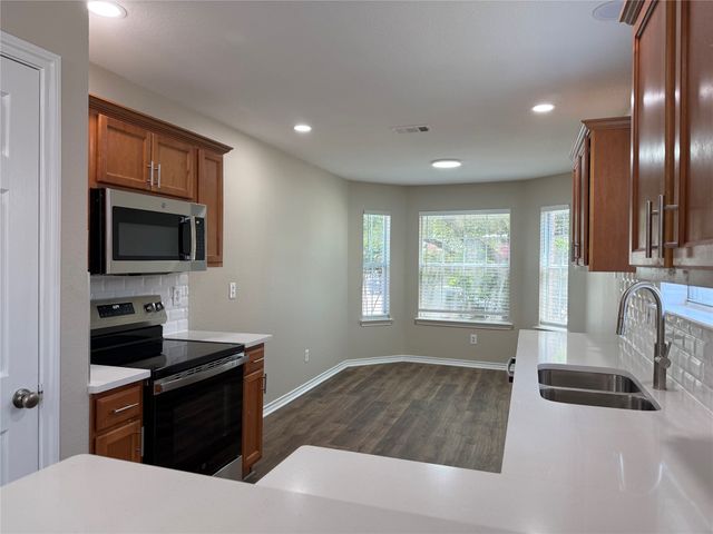 103 Santa Fe Trail, Justin, TX 76247