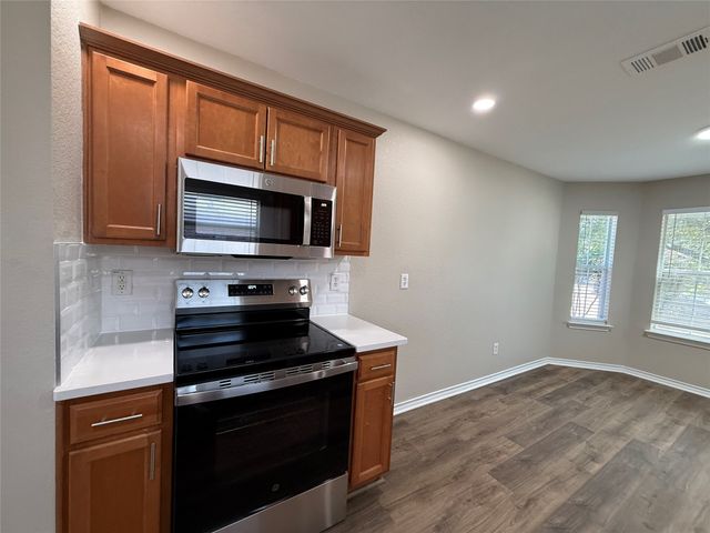 103 Santa Fe Trail, Justin, TX 76247