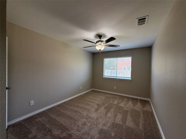 103 Santa Fe Trail, Justin, TX 76247
