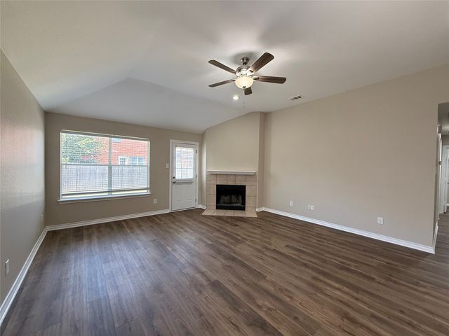 103 Santa Fe Trail, Justin, TX 76247