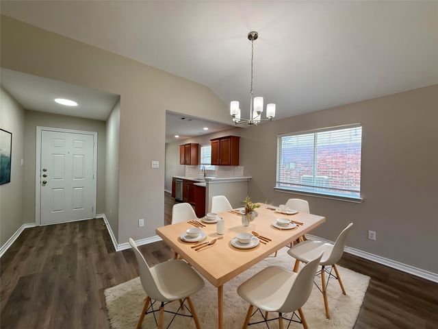 103 Santa Fe Trail, Justin, TX 76247
