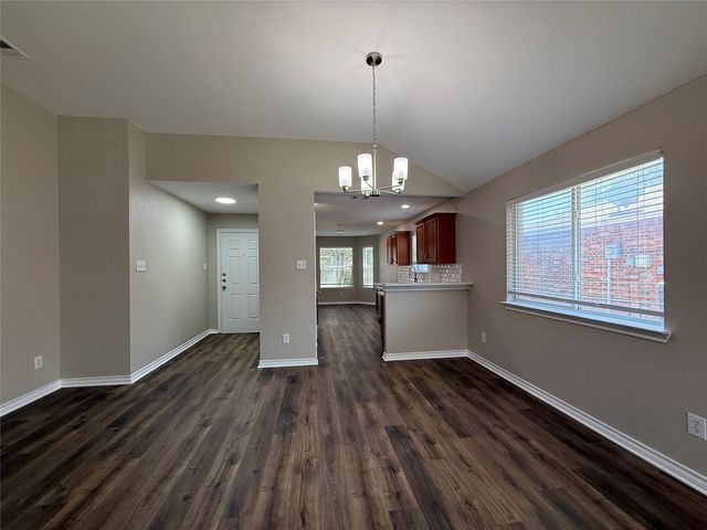 103 Santa Fe Trail, Justin, TX 76247