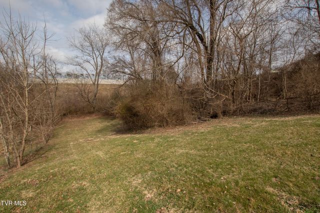 2751 Everett Street, Bristol, VA 24201