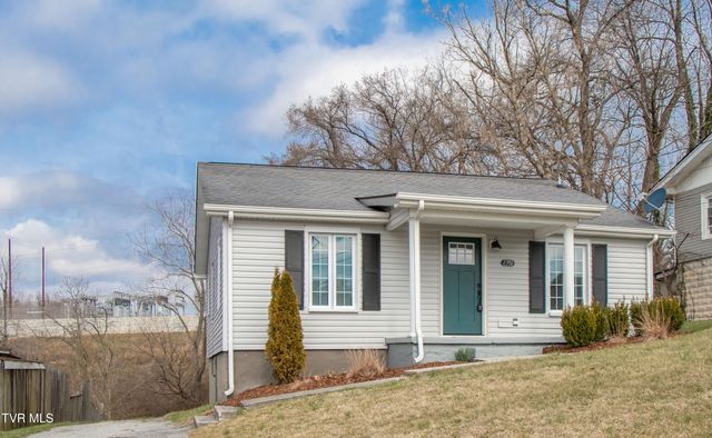 2751 Everett Street, Bristol, VA 24201