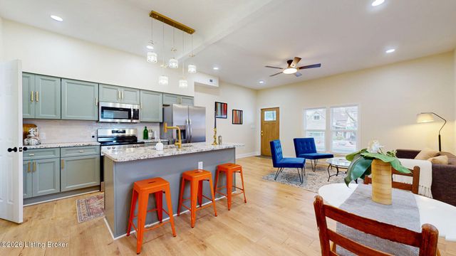 413 Camp St, Louisville, KY 40203