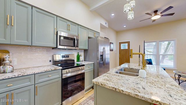 413 Camp St, Louisville, KY 40203