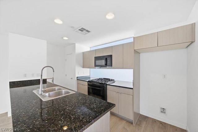 247 Tower Street, Las Vegas, NV 89101