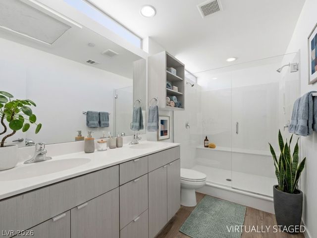 247 Tower Street, Las Vegas, NV 89101