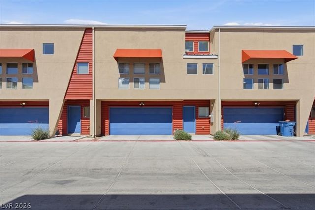 247 Tower Street, Las Vegas, NV 89101