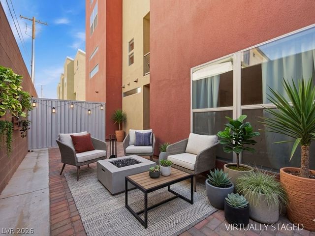247 Tower Street, Las Vegas, NV 89101