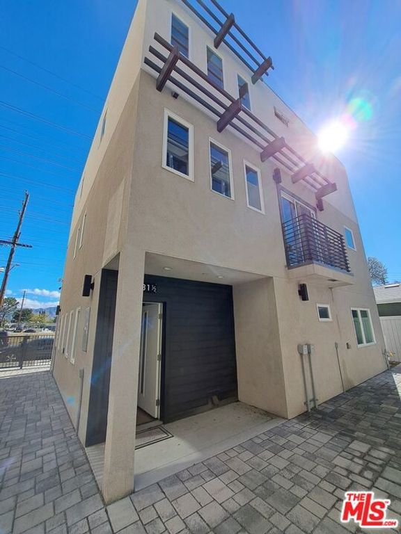 5631 Whitnall Highway, Los Angeles, CA 91601 — photo 5
