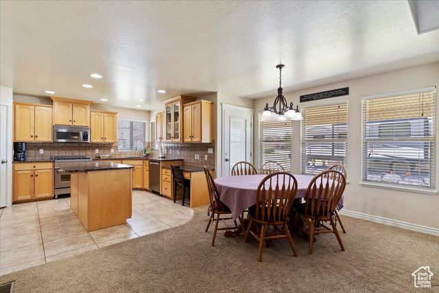1401 W 1020 N, Clinton, UT 84015