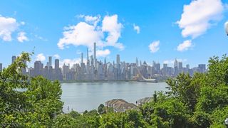 6209 BLVD EAST 1AS, West New York Town, NJ 07093