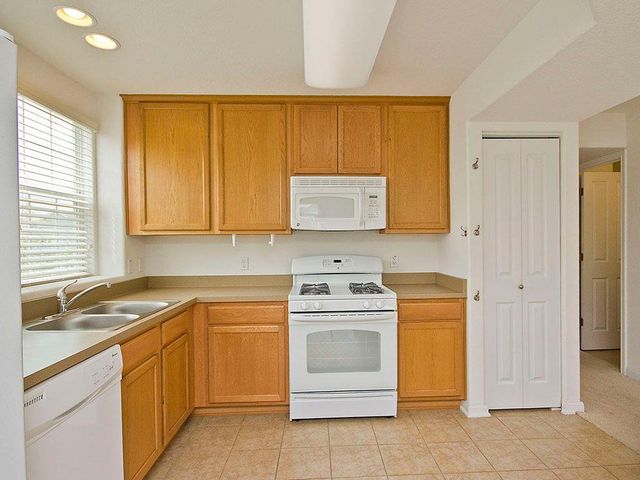 124 Trestle Tree ST AB, San Marcos, TX 78666